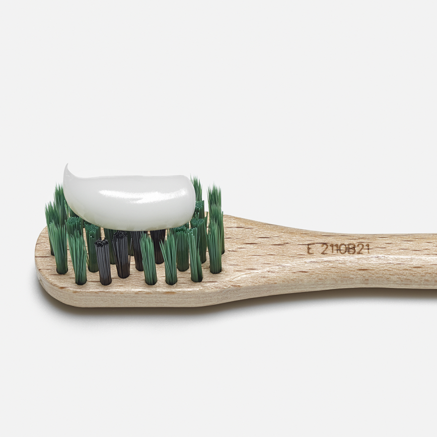 Edelweiss Whitening Toothpaste image number 2
